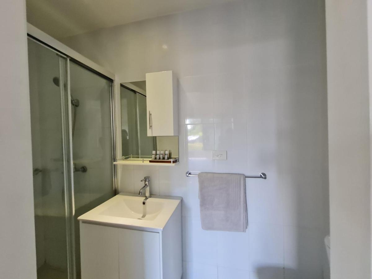 New Door Apartments 325 Nadi Bagian luar foto