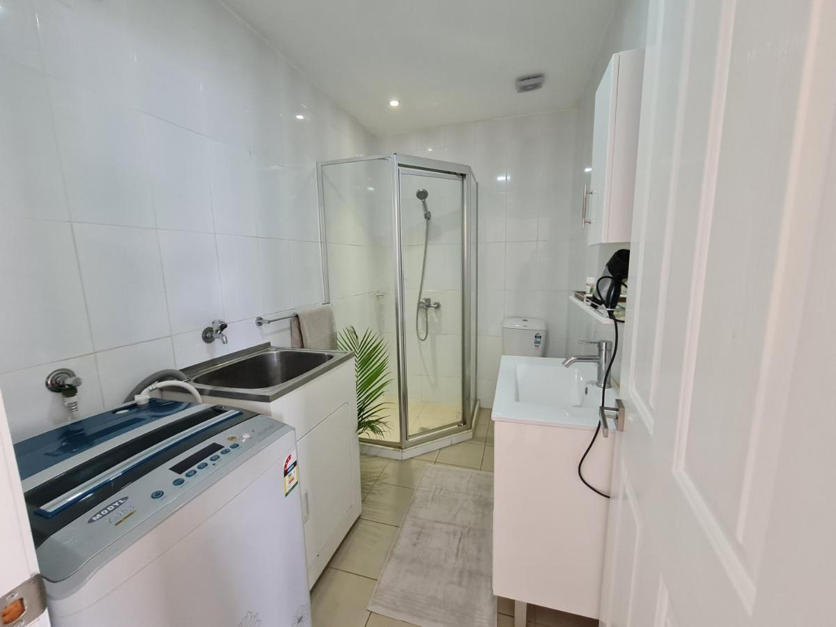 New Door Apartments 325 Nadi Bagian luar foto