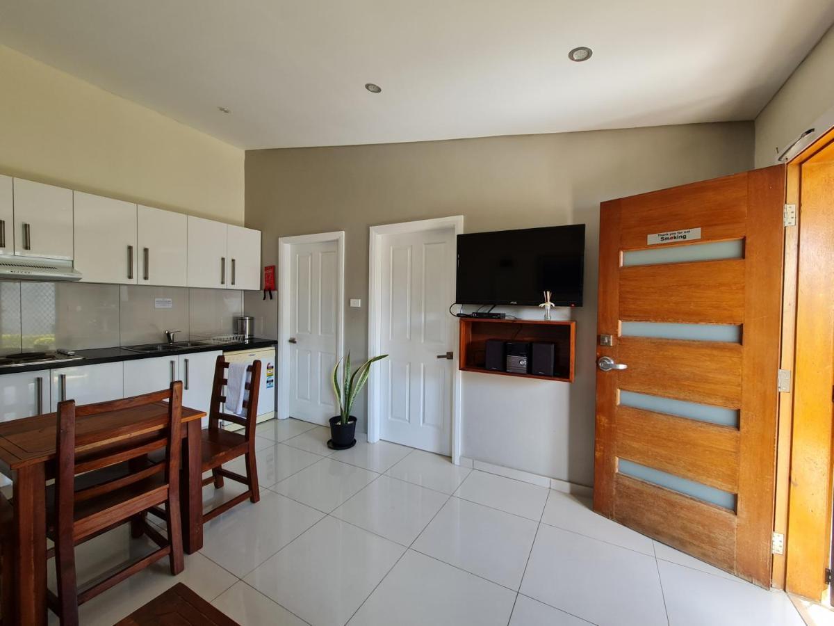 New Door Apartments 325 Nadi Bagian luar foto