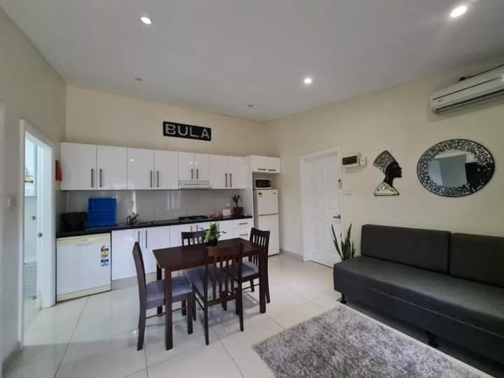 New Door Apartments 325 Nadi Bagian luar foto